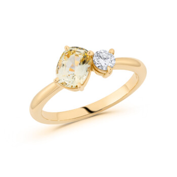 Sapphire and diamond Toi et Moi ring