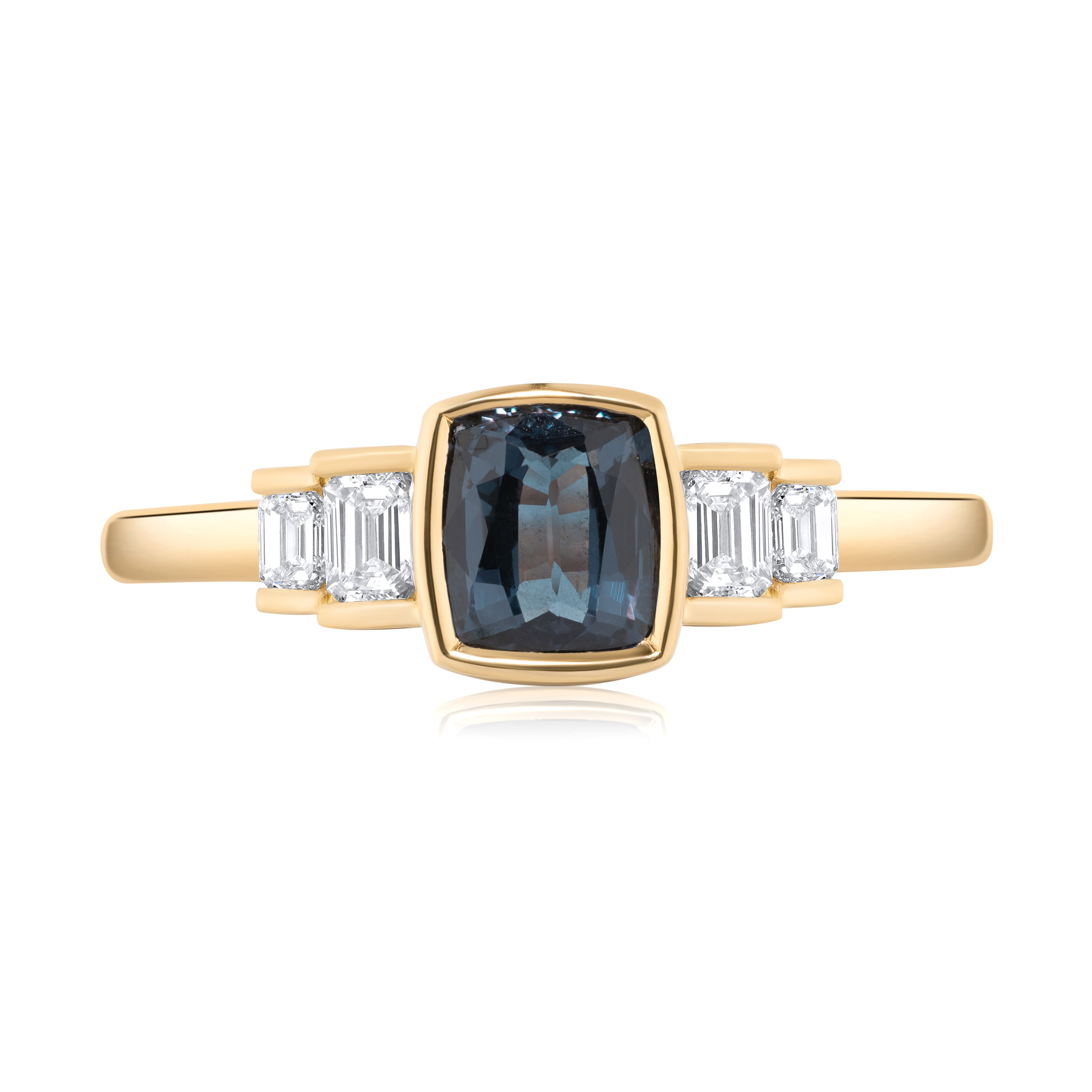 Colour-change garnet and diamond ring